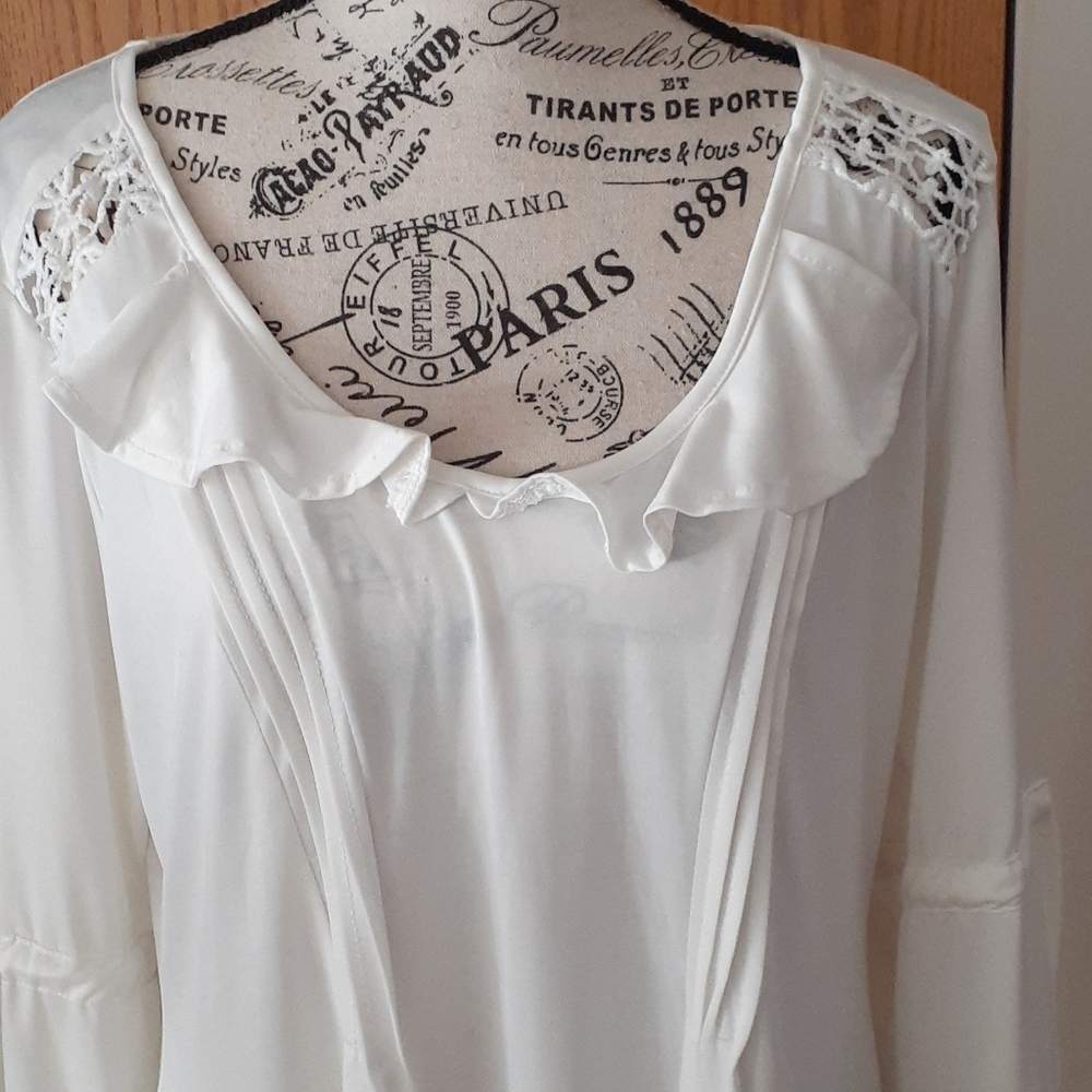 Ladies Reborn Top